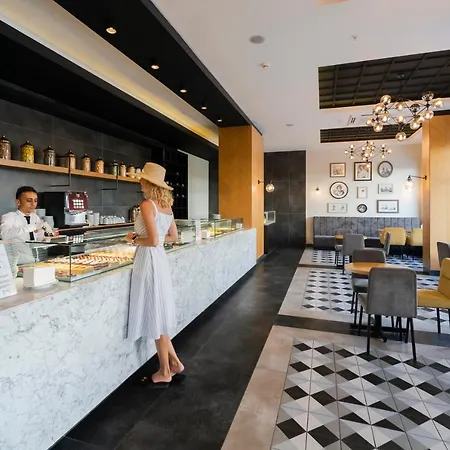 Rai Premium - Ex Queen's Park 5* Τεκίροβα